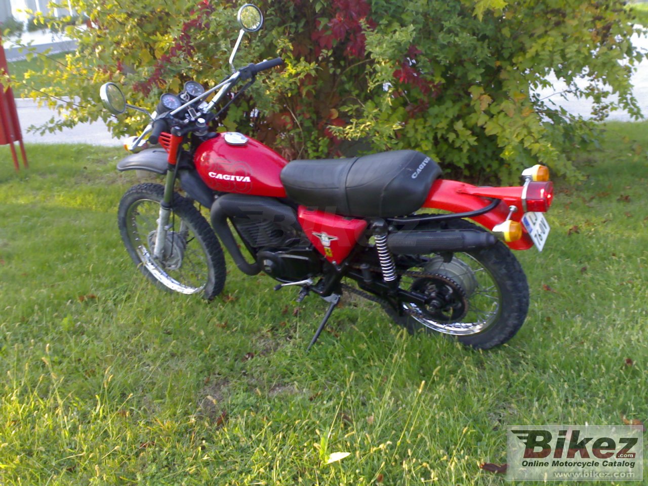 Big nymous user. sx 350 picture and wallpaper from Bikez.com